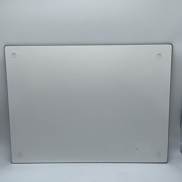 New Tempered Glass Cutting Board - Picture 5 of 8